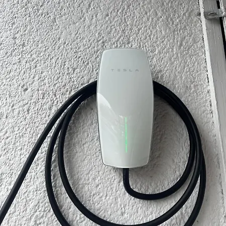 Lucky Apartmanhaz アパート バラトンレッレ