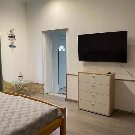 Apartment Lucky Apartmanhaz *