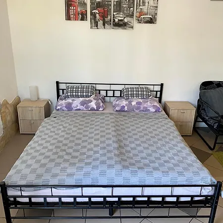 Lucky Apartmanhaz Balatonlelle