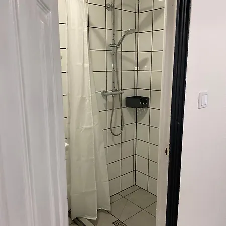 Lucky Apartmanhaz * Balatonlelle