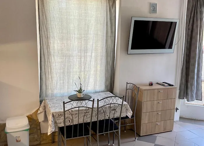 Lucky Apartmanhaz Balatonlelle